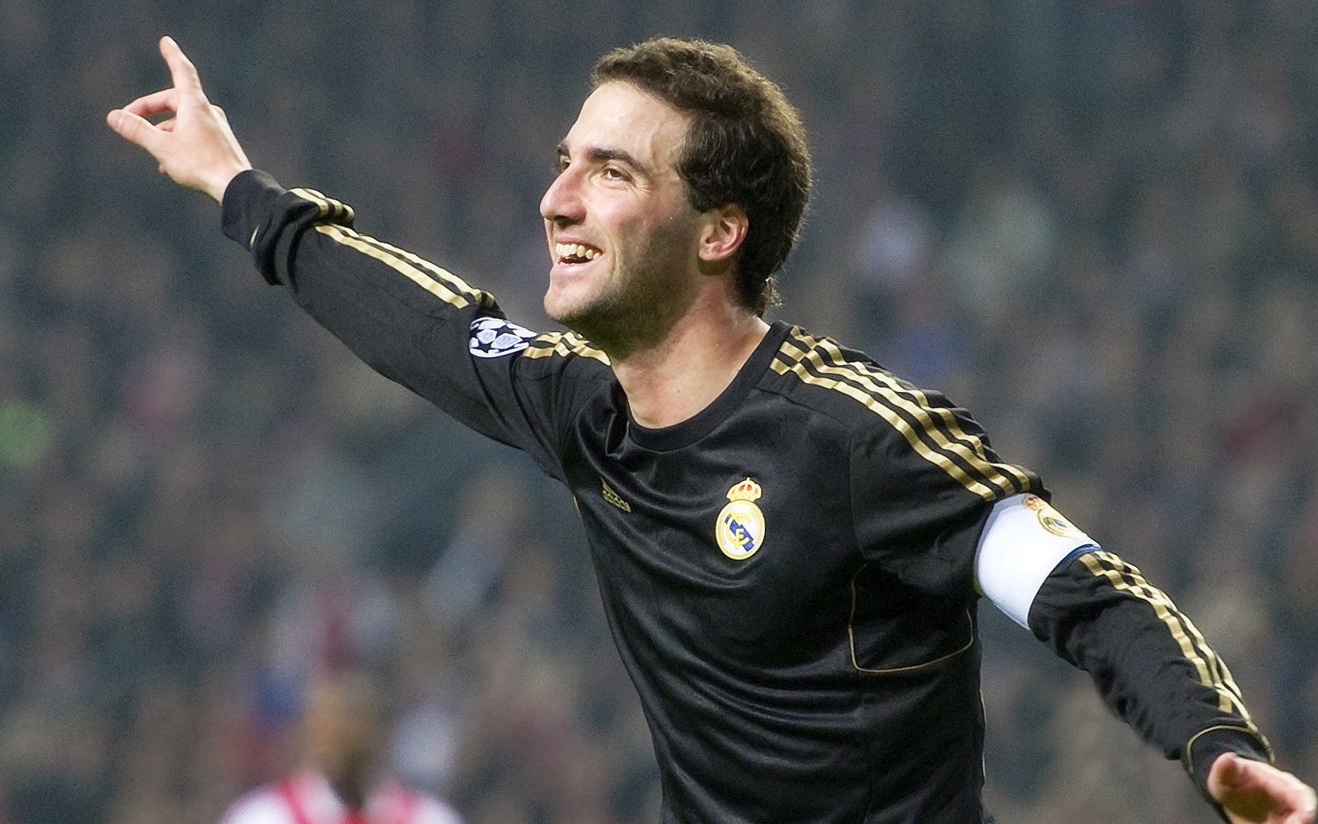 五大联赛双后腰战术配置是否成为新趋势，五大联赛双后腰战术配置是否成为新趋势赛道