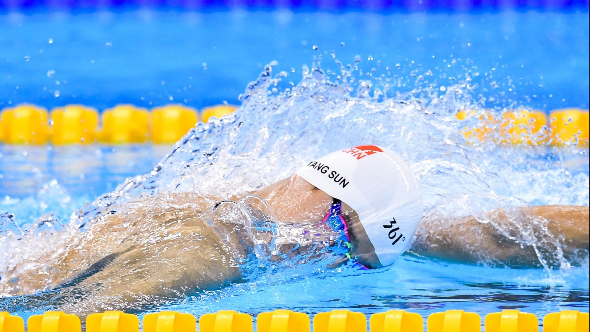 8岁小梅西赛后谈及自己的比赛表现，梅西八岁视频